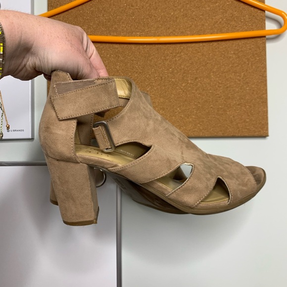 Naturalize Suede Summer Heels - Picture 2 of 7